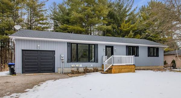 3229 25 Side Road, Innisfil, ON L9S 2J7