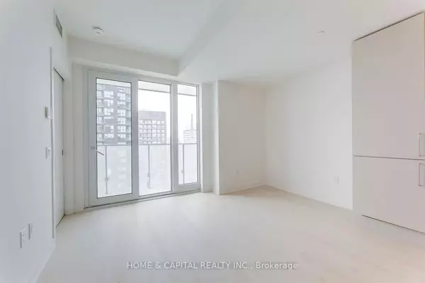 Mississauga, ON L5B 0M3,3900 Confederation Pkwy #3710