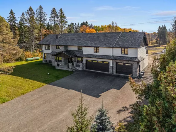 1590 CENTURY RD E, Manotick - Kars - Rideau Twp And Area, ON K0A 2E0