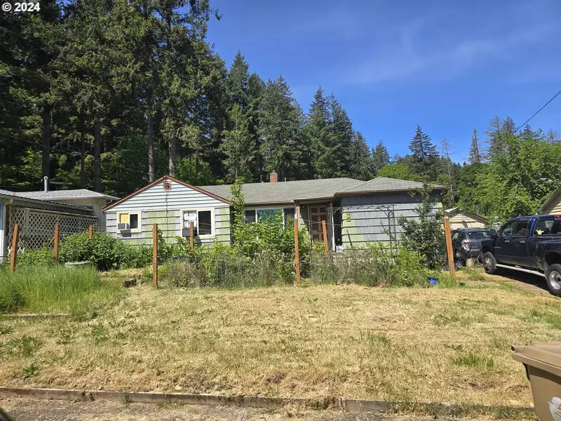 140 7TH AVE, Sweet Home, OR 97386