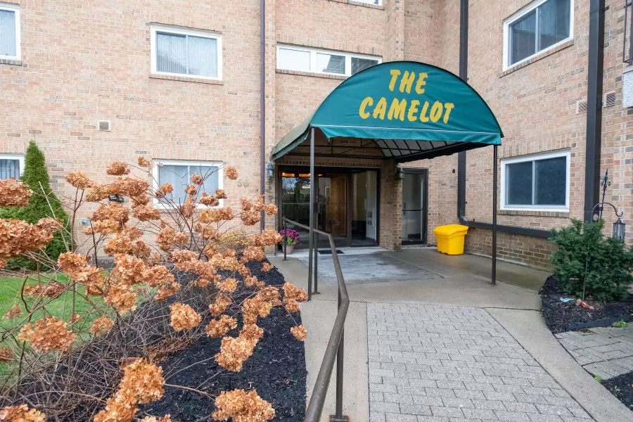 56 Tripp BLVD #305, Quinte West, ON K8V 5V1