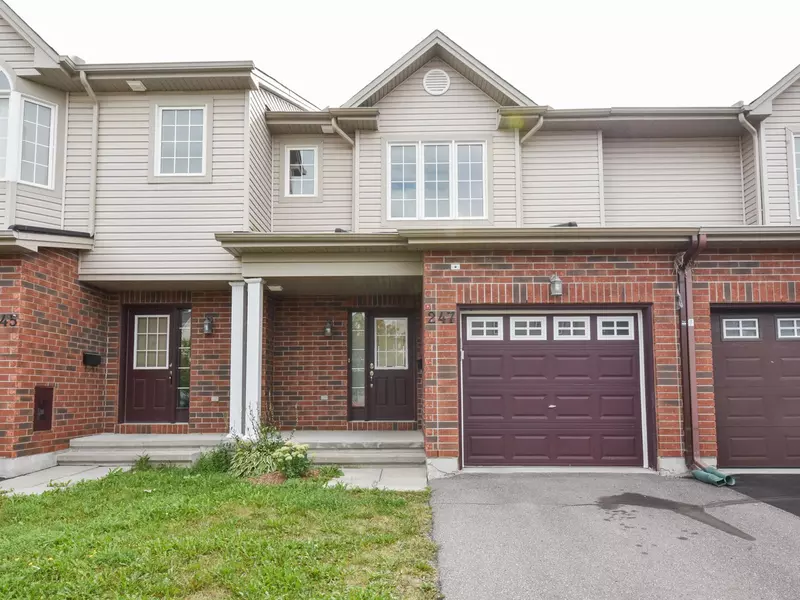 247 Arrita ST, Kanata, ON K2S 0J3