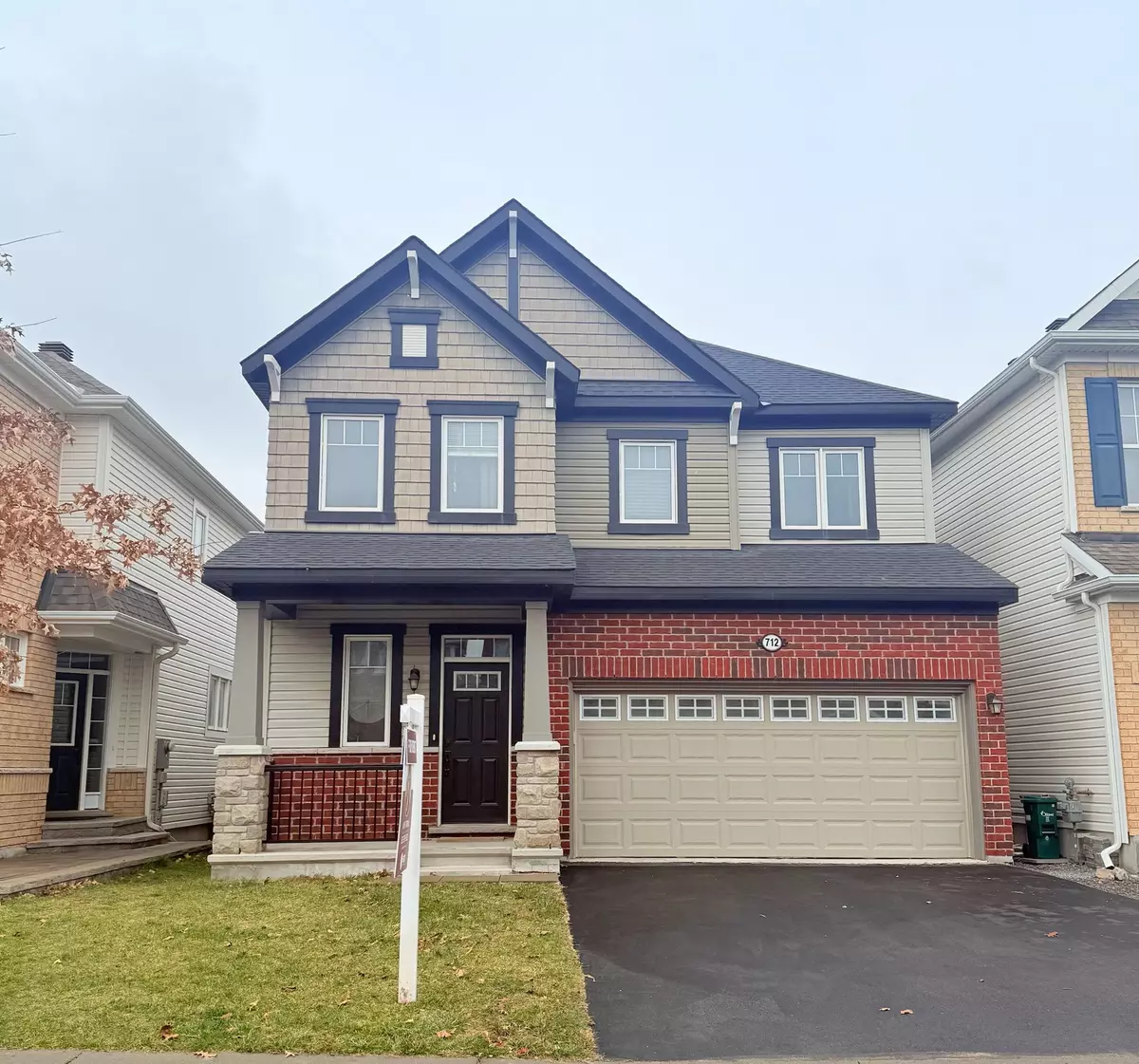 Barrhaven, ON K2J 6H3,712 Devario CRES