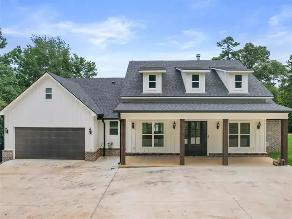 156 Maggie,  Gilmer,  TX 75644