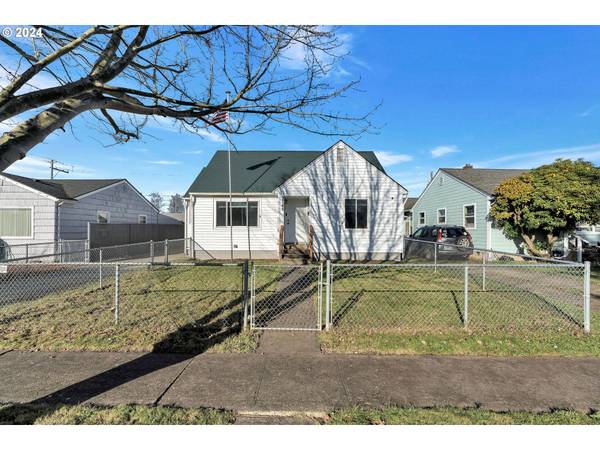 2746 COLORADO ST, Longview, WA 98632