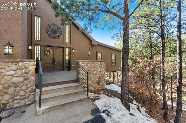 Colorado Springs, CO 80918,6134 Briarcliff RD