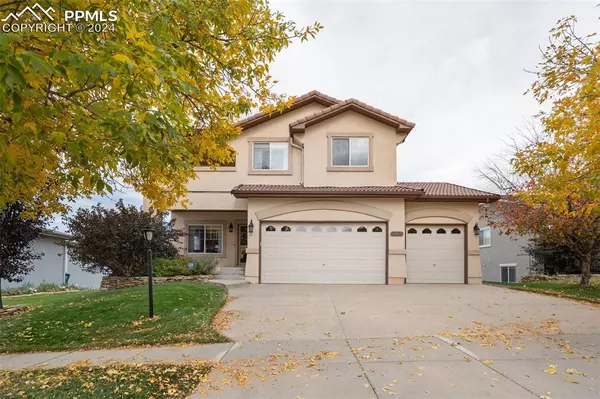 3530 Hollycrest DR, Colorado Springs, CO 80920