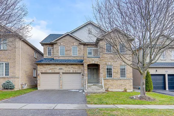 383 Wood Duck LN, Newmarket, ON L3X 2X5