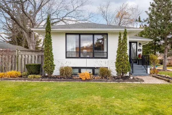 Oakville, ON L6K 1P4,587 Unsworth AVE