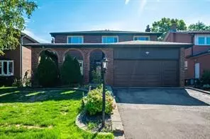 Mississauga, ON L5C 3C1,2563 Chisholm AVE