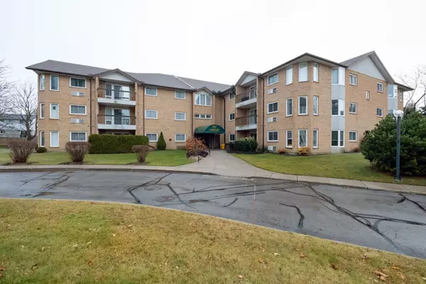 Quinte West, ON K8V 5V1,56 Tripp BLVD #305