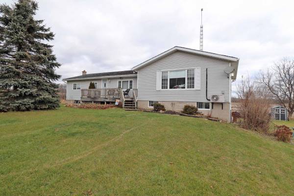 1304 Hunt Club RD, Madoc, ON K0K 2K0