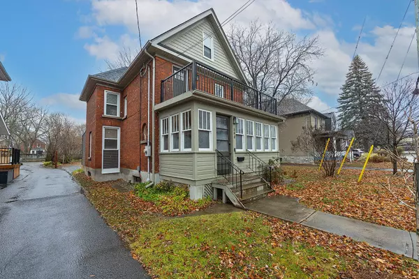 Kingston, ON K7K 4M2,560 Frontenac ST