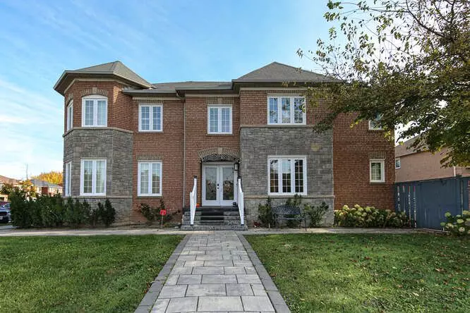 Mississauga, ON L5N 6V6,6944 Lisgar DR