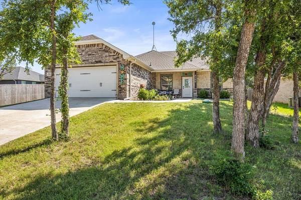 4720 Medina Street, Granbury, TX 76048