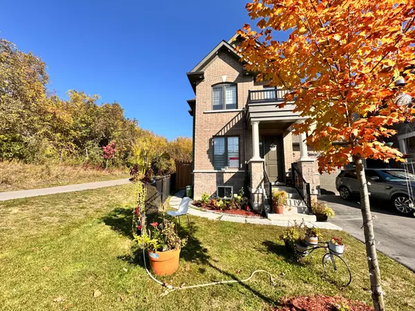 47 Swordfish DR, Whitby, ON L1P 0K7