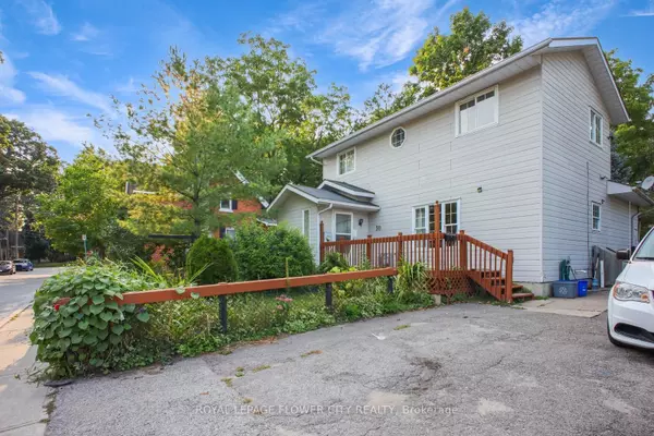 30 North ST, Barrie, ON L4M 2R9