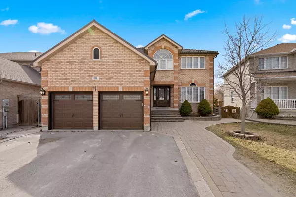 59 Carley CRES, Barrie, ON L4N 0M8