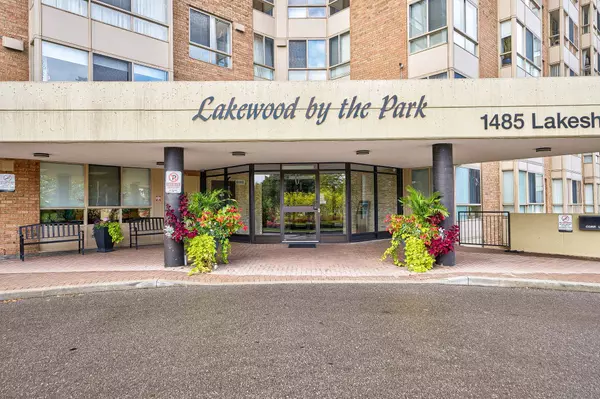 1485 Lakeshore RD E #918, Mississauga, ON L5E 3G2