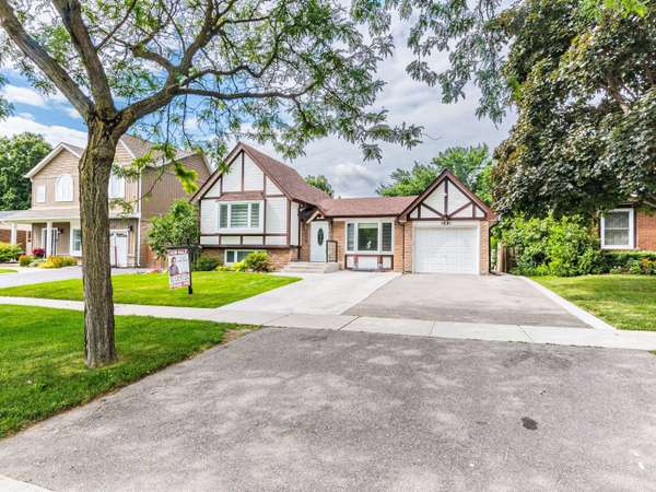 392 Wilson DR, Milton, ON L9T 3E8