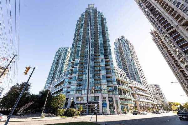 3939 Duke Of York BLVD #302, Mississauga, ON L5B 4N2