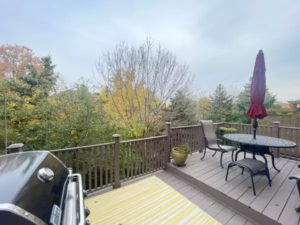 Oakville, ON L6M 3Z2,1414 Gulledge TRL