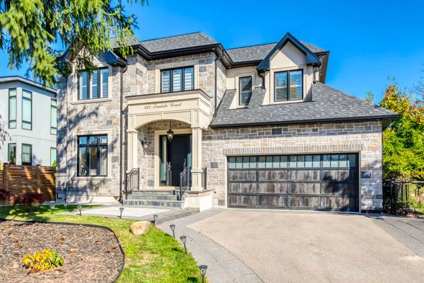 620 Trudale CT, Oakville, ON L6L 4H1