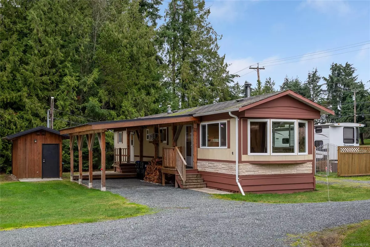 Qualicum Beach, BC V9K 2L2,3097 Van Horne Rd #B