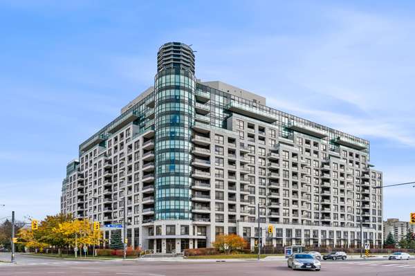 18 Harding BLVD #308, Richmond Hill, ON L4C 0T3