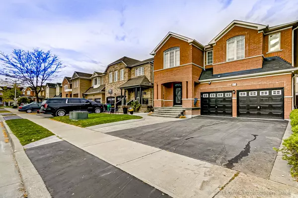 Brampton, ON L6R 3K3,22 Dolly Varden DR