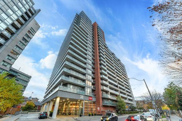 38 Joe Shuster WAY #1801, Toronto W01, ON M6K 0A5