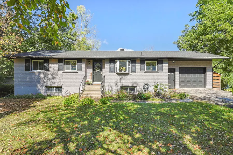 530 CHRISTIE LAKE RD, Tay Valley, ON K7H 3C6