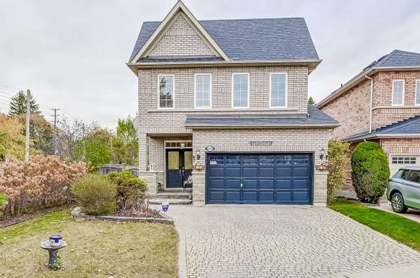 2002 Bloomfield CT, Pickering, ON L1X 2W8