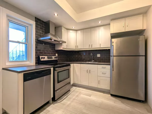 1078 Dovercourt RD ##2, Toronto W02, ON M6H 2X8