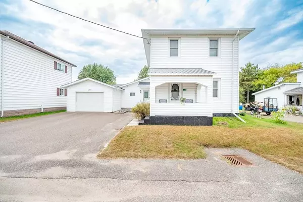 25 DROHAN ST, Madawaska Valley, ON K0J 1B0