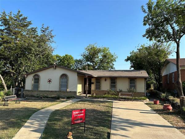 4514 Ott Circle, Cockrell Hill, TX 75211