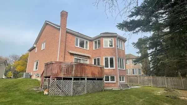 Markham, ON L3R 8Z6,14 Melchior CRES