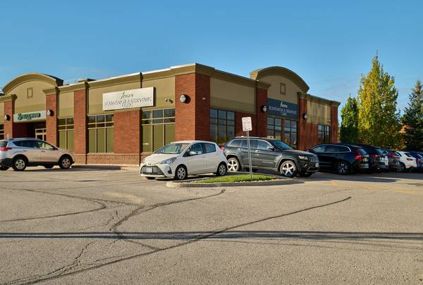 236 Wellington St E ST #102, Aurora, ON L4G 1J5