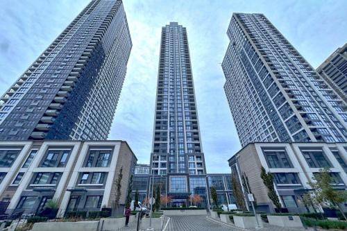 7 Mabelle AVE #3907, Toronto W08, ON M9A 0C9