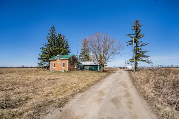 Kawartha Lakes, ON K0M 2J0,201 Royal Oak RD