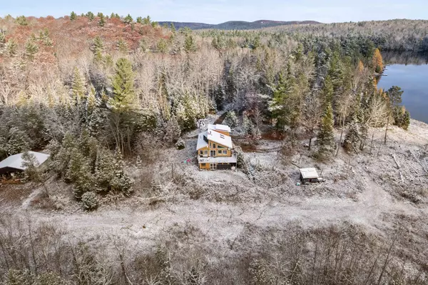 Madawaska Valley, ON K0J 1B0,42 Suncrest LN