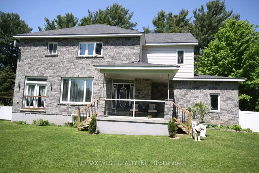 3276 Turnbull DR, Severn, ON L3V 0Y4