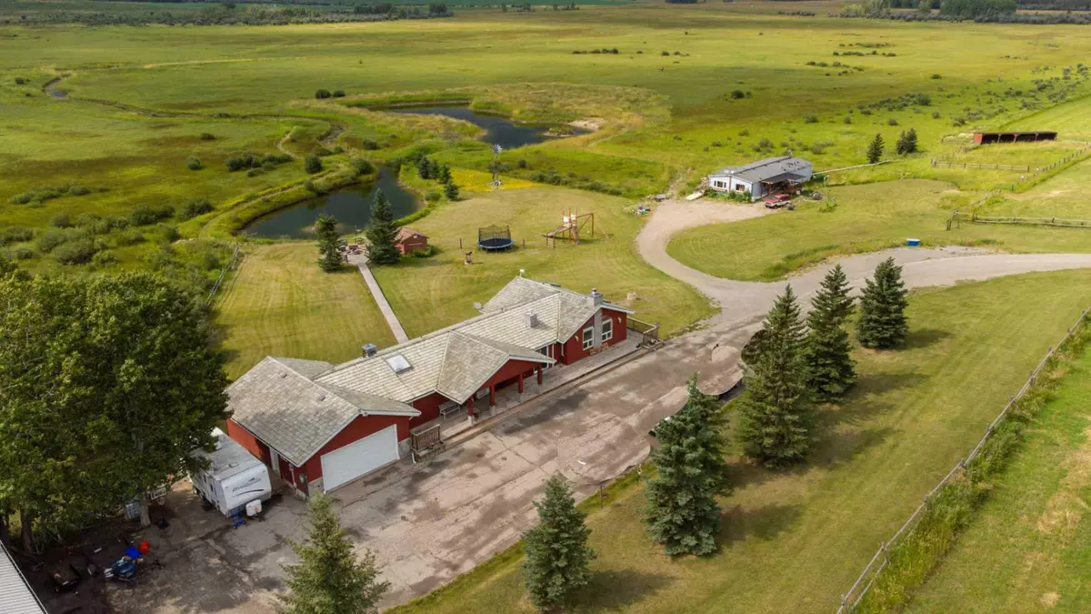 Rural Foothills County, AB T0L2A0,450197 216 ST West