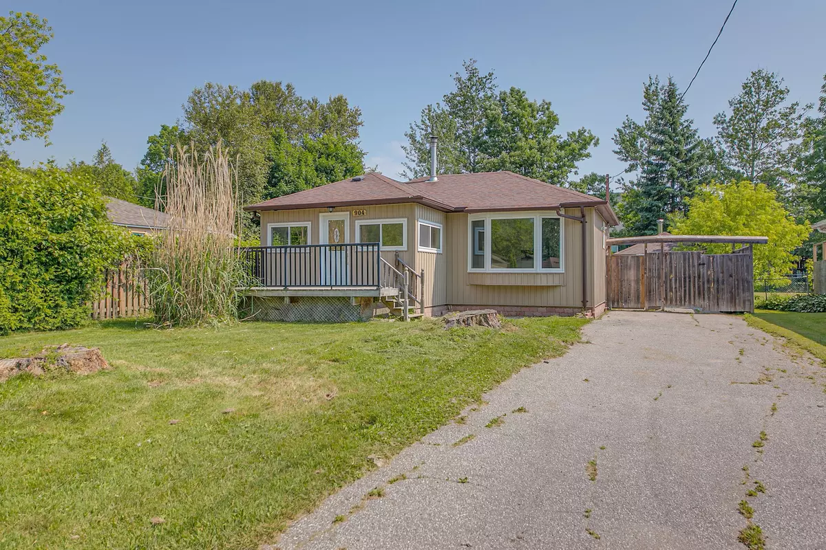 Innisfil, ON L9S 1Y7,904 Maplewood DR