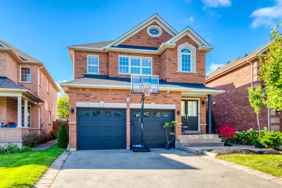 Oakville, ON L6H 6S1,2484 Logan AVE