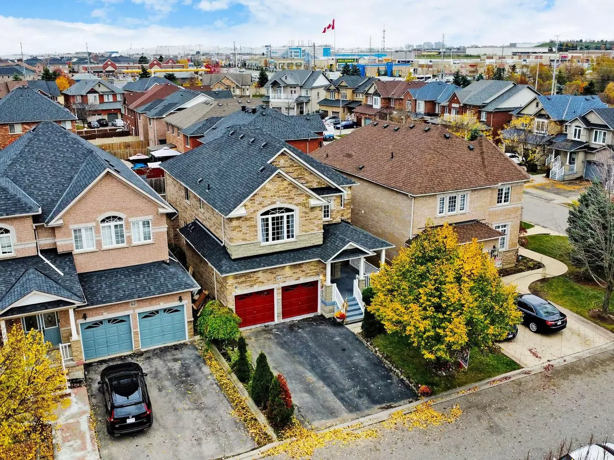 Brampton, ON L6P 1P8,64 Prue CT