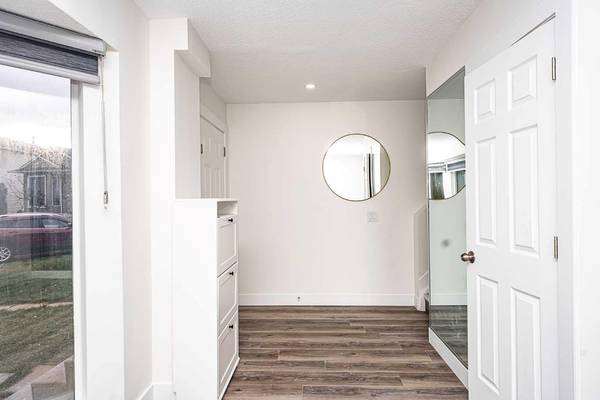 Calgary, AB T3J 3E2,339 Martinbrook PL Northeast