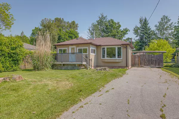 904 Maplewood DR, Innisfil, ON L9S 1Y7