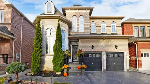 32 Albert Roffey CRES, Markham, ON L6B 0H1