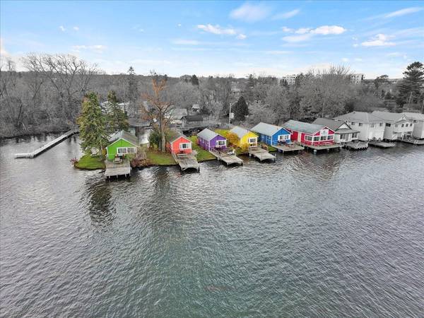 44 Circle DR, Kawartha Lakes, ON K0M 1N0